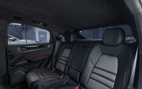 Porsche Cayenne III, 2025 год, 25 490 000 рублей, 29 фотография
