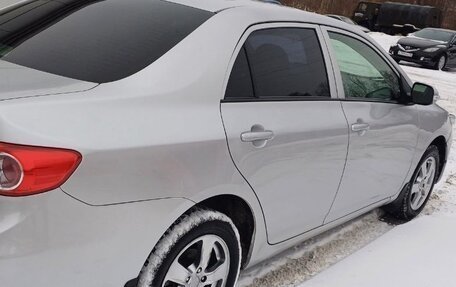 Toyota Corolla, 2011 год, 870 000 рублей, 9 фотография