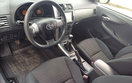 Toyota Corolla, 2011 год, 870 000 рублей, 16 фотография