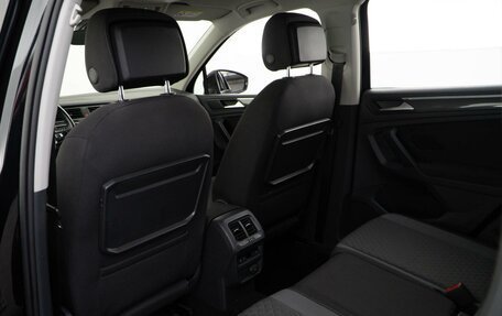 Volkswagen Tiguan II, 2018 год, 2 697 444 рублей, 11 фотография