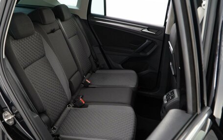 Volkswagen Tiguan II, 2018 год, 2 697 444 рублей, 7 фотография