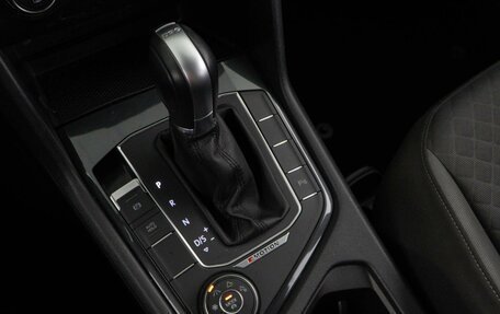 Volkswagen Tiguan II, 2018 год, 2 697 444 рублей, 16 фотография