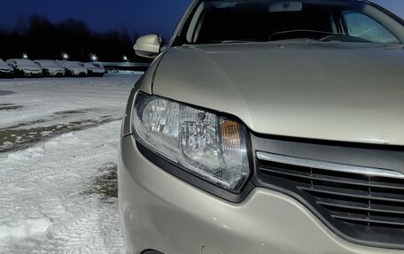 Renault Logan II, 2015 год, 680 000 рублей, 21 фотография