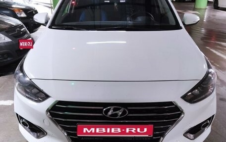 Hyundai Solaris II рестайлинг, 2017 год, 1 500 000 рублей, 1 фотография