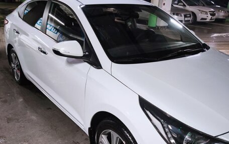 Hyundai Solaris II рестайлинг, 2017 год, 1 500 000 рублей, 9 фотография