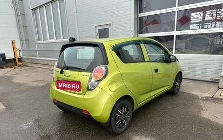 Chevrolet Spark III, 2011 год, 390 000 рублей, 6 фотография