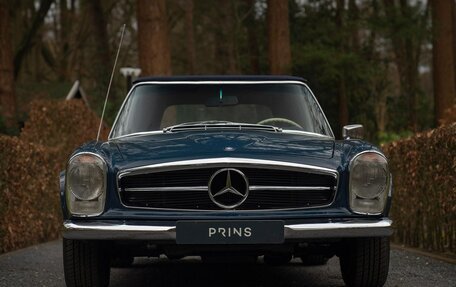 Mercedes-Benz SL-Класс, 1968 год, 13 500 000 рублей, 2 фотография