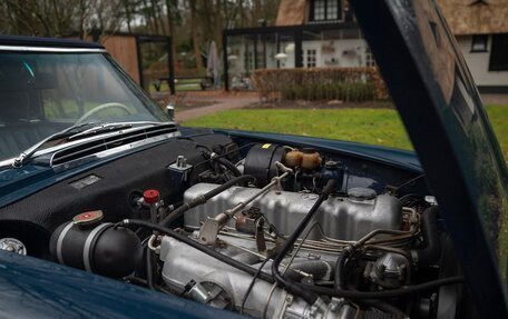 Mercedes-Benz SL-Класс, 1968 год, 13 500 000 рублей, 17 фотография