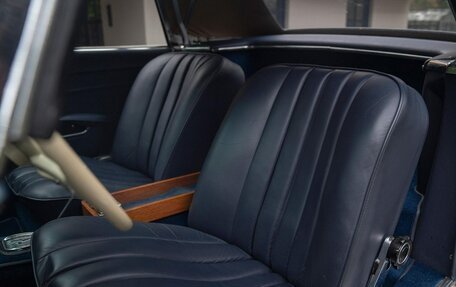 Mercedes-Benz SL-Класс, 1968 год, 13 500 000 рублей, 12 фотография