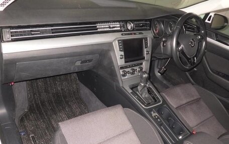 Volkswagen Passat B8 рестайлинг, 2016 год, 1 402 100 рублей, 5 фотография