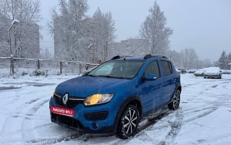 Renault Sandero II рестайлинг, 2015 год, 695 000 рублей, 1 фотография