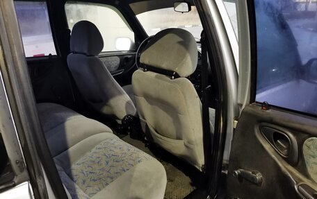 Chevrolet Niva I рестайлинг, 2004 год, 250 000 рублей, 9 фотография