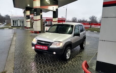 Chevrolet Niva I рестайлинг, 2004 год, 250 000 рублей, 2 фотография