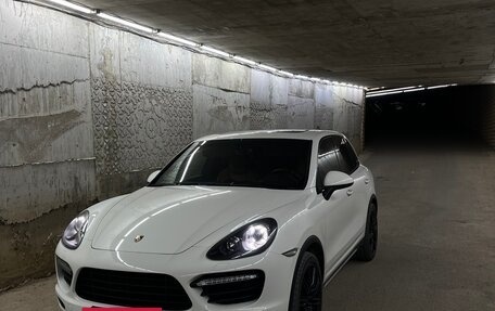 Porsche Cayenne III, 2010 год, 1 980 000 рублей, 2 фотография