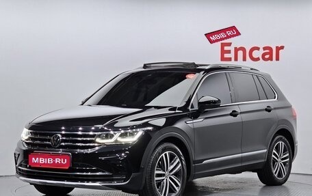 Volkswagen Tiguan II, 2023 год, 3 539 069 рублей, 1 фотография
