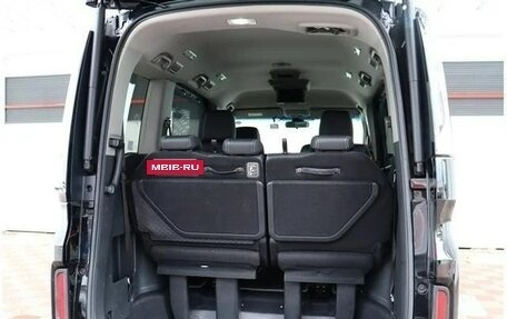 Honda Stepwgn IV, 2018 год, 1 790 002 рублей, 8 фотография