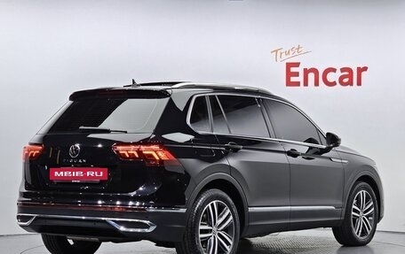 Volkswagen Tiguan II, 2023 год, 3 539 069 рублей, 4 фотография