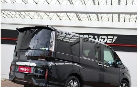 Honda Stepwgn IV, 2018 год, 1 790 002 рублей, 13 фотография