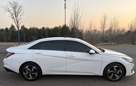 Hyundai Elantra, 2021 год, 1 580 000 рублей, 4 фотография
