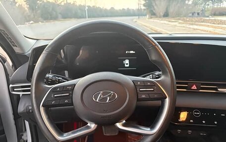 Hyundai Elantra, 2021 год, 1 580 000 рублей, 10 фотография