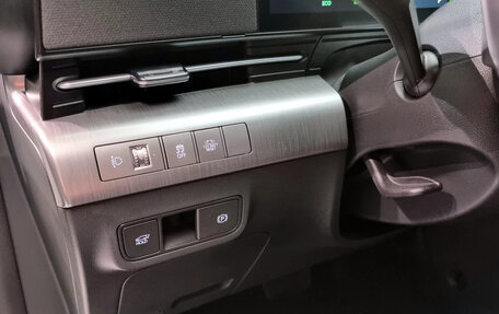 Hyundai Kona, 2023 год, 3 100 000 рублей, 13 фотография