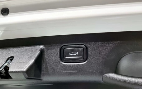 Hyundai Kona, 2023 год, 3 100 000 рублей, 20 фотография