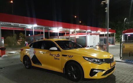 KIA Optima IV, 2019 год, 1 000 000 рублей, 3 фотография