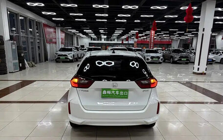 Honda Fit, 2022 год, 1 200 000 рублей, 4 фотография