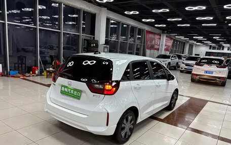 Honda Fit, 2022 год, 1 200 000 рублей, 5 фотография