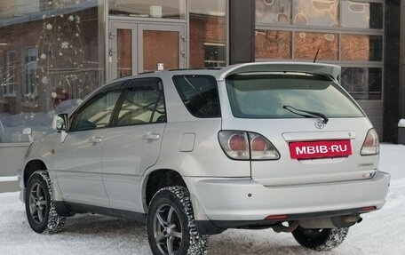 Toyota Harrier, 2002 год, 1 070 000 рублей, 7 фотография