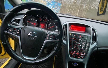 Opel Astra J, 2011 год, 660 000 рублей, 6 фотография