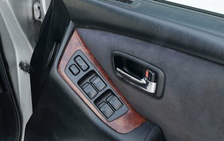 Toyota Harrier, 2002 год, 1 070 000 рублей, 15 фотография