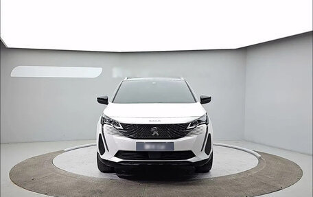 Peugeot 3008 II, 2023 год, 1 960 000 рублей, 2 фотография