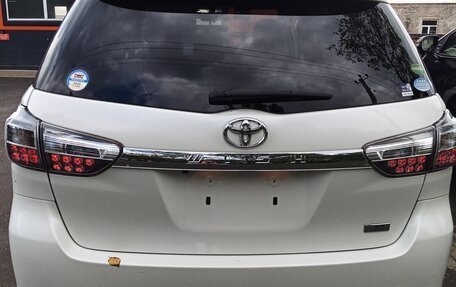 Toyota Wish II, 2016 год, 2 200 000 рублей, 12 фотография