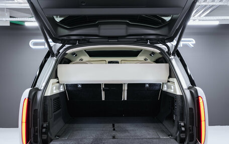 Land Rover Range Rover IV рестайлинг, 2025 год, 27 900 000 рублей, 8 фотография