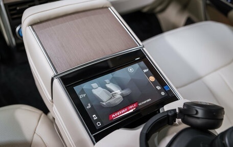 Land Rover Range Rover IV рестайлинг, 2025 год, 27 900 000 рублей, 23 фотография