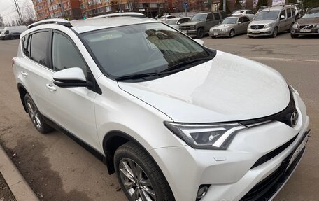 Toyota RAV4, 2018 год, 2 500 000 рублей, 1 фотография