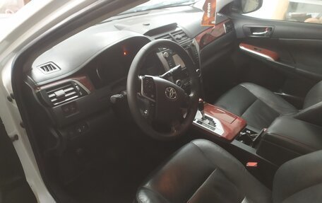 Toyota Camry, 2014 год, 1 550 000 рублей, 7 фотография