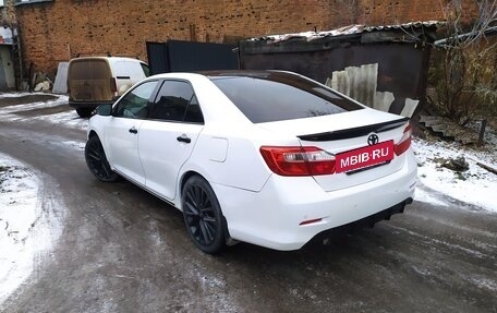 Toyota Camry, 2014 год, 1 550 000 рублей, 5 фотография