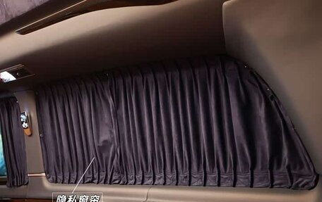 Mercedes-Benz V-Класс, 2024 год, 4 300 000 рублей, 20 фотография