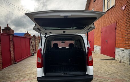 Peugeot Partner II рестайлинг 2, 2010 год, 710 000 рублей, 8 фотография