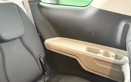 KIA Carnival, 2022 год, 3 600 000 рублей, 16 фотография