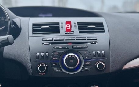 Mazda 3, 2011 год, 11 фотография