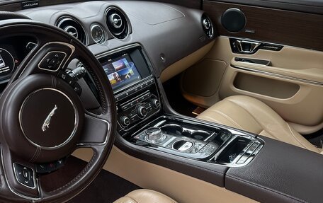 Jaguar XJ IV (X351), 2017 год, 3 400 000 рублей, 9 фотография