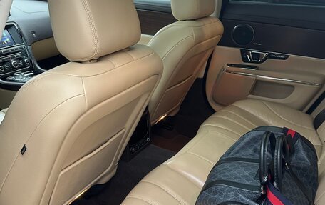 Jaguar XJ IV (X351), 2017 год, 3 400 000 рублей, 12 фотография