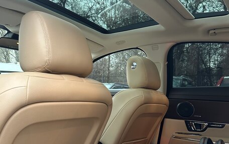Jaguar XJ IV (X351), 2017 год, 3 400 000 рублей, 13 фотография