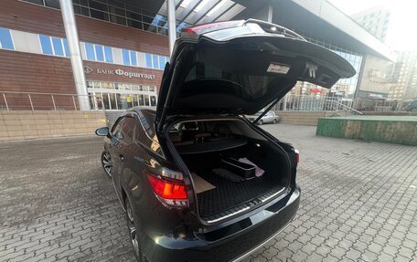 Lexus RX IV рестайлинг, 2020 год, 5 600 000 рублей, 5 фотография