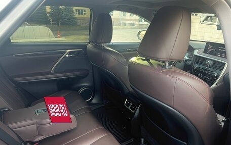 Lexus RX IV рестайлинг, 2020 год, 5 600 000 рублей, 12 фотография