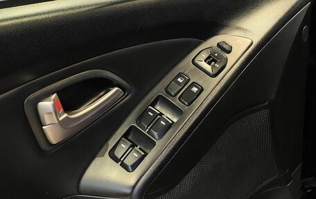 Hyundai ix35 I рестайлинг, 2010 год, 1 000 000 рублей, 15 фотография