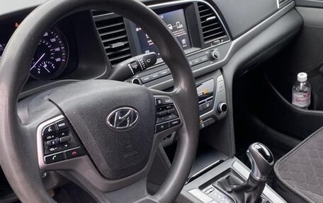 Hyundai Elantra VI рестайлинг, 2017 год, 1 440 000 рублей, 7 фотография